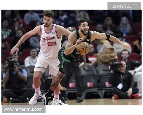 火箭队与凯尔特人精彩对决全场回放分析与精彩瞬间回顾