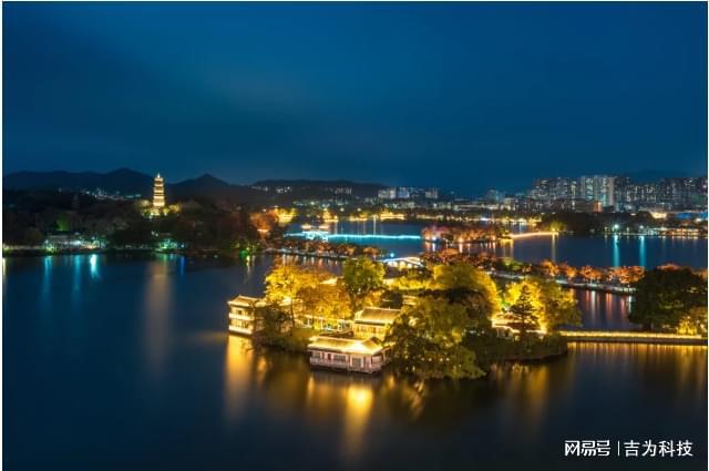 新利18全站国度5A级旅游景区-惠州西湖上线吉为科技人脸辨认一体机体系(图2)